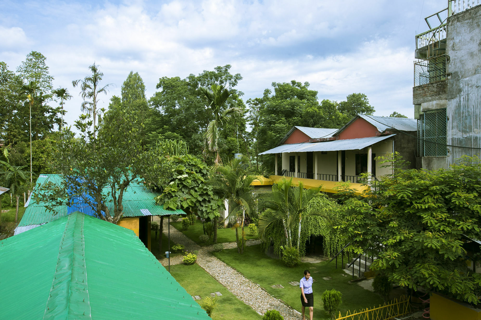 Sauraha Nana Hotel Exterior photo
